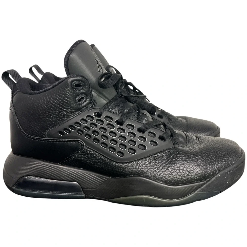 Jordan Max 200 Triple Black Leather Basketball Shoes Mens 11.5 CD6107-010